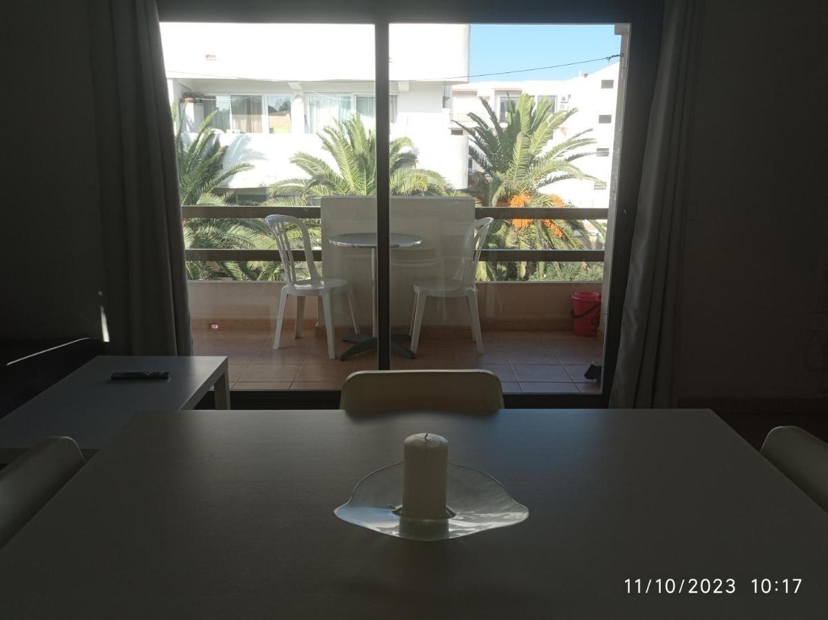 Apartamento Illa Blanca Es Pujols Bagian luar foto